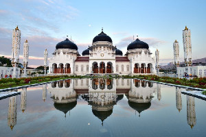 Berikut Nama Imam dan Khatib Shalat Jumat Hari Ini di 77 Masjid Banda Aceh