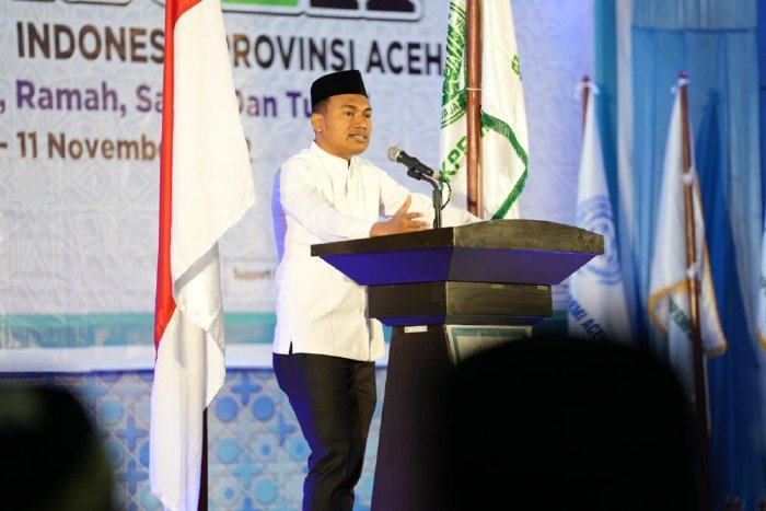 Wakil Ketua DPR Aceh Baca Alquran Saat Pembukaan FASI Aceh 2022