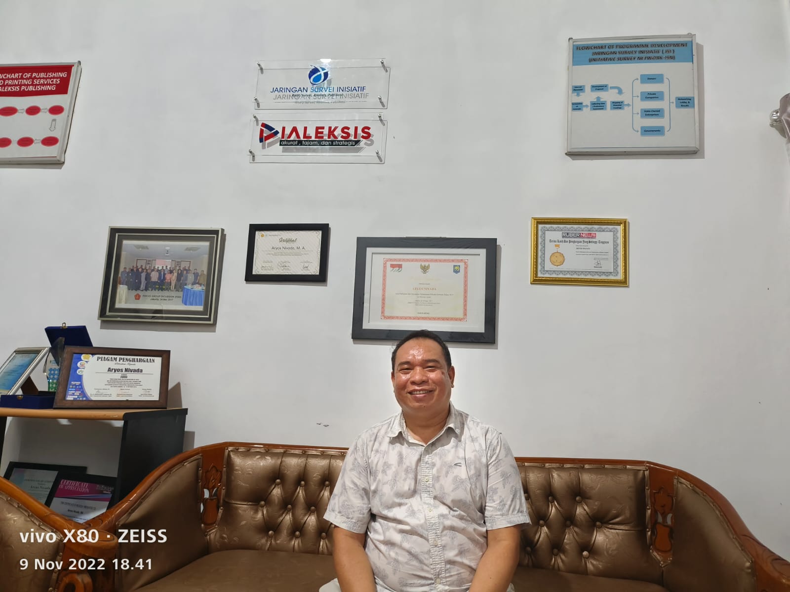 Mantan Panglima GAM Wilayah Linge Berkunjung ke Kantor Dialeksis.com dan Studio Jalan Ary Official