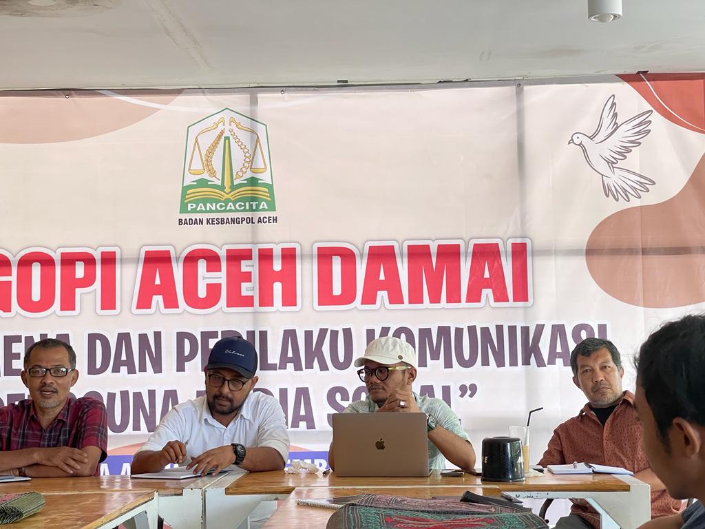 Ngopi Damai Bareng Kesbangpol Aceh, Ajak Pengguna Medsos Tabayun Saat Menyaring Informasi