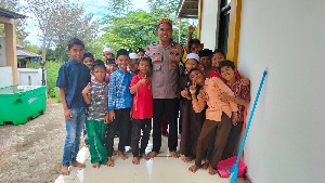 Bripka Ibnu Aktif Edukasi Anak-anak di Desa Binaan
