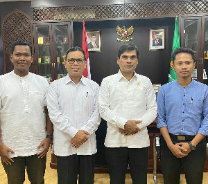 Rapor Hijau Untuk Rektor UIN Ar-Raniry Banda Aceh