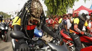 Kendaraan Tabrak Kerumunan Penonton di Karnaval Calabar Nigeria, 14 Orang Tewas