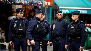 Jaksa Penuntut: Tiga Orang Tewas dalam Penembakan di Paris