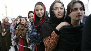 Taliban Perintahkan Perempuan Afghanistan Berhenti Kuliah