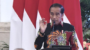 Presiden Jokowi Resmi Cabut PPKM Covid-19 di Indonesia