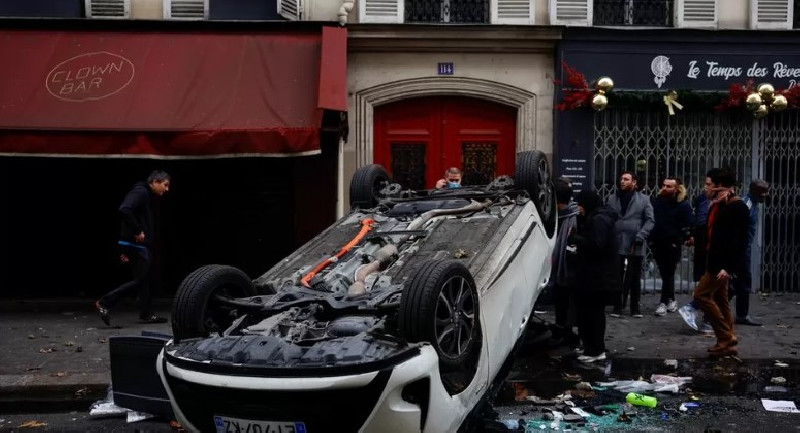 Pasca Serangan Rasis di Komunitas Kurdi, Kerusuhan Pecah di Paris