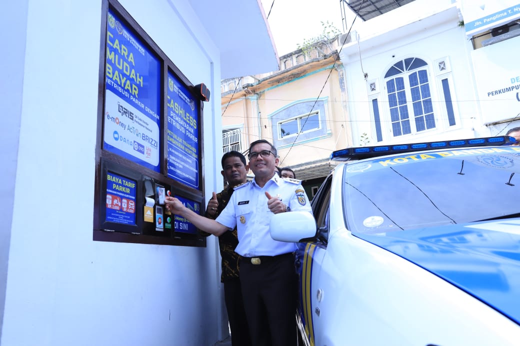 PJ Walikota Banda Aceh Launching Parkir Non-Tunai di Jalan TP Nyak Makam