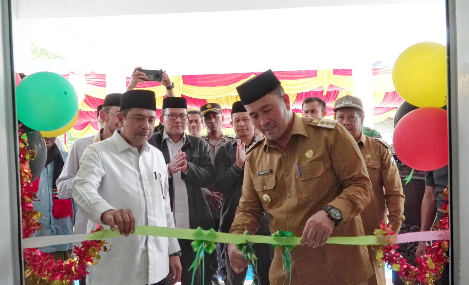 Kemenag Aceh Resmikan Gedung Balai Nikah dan Manasik Haji KUA di Bener Meriah