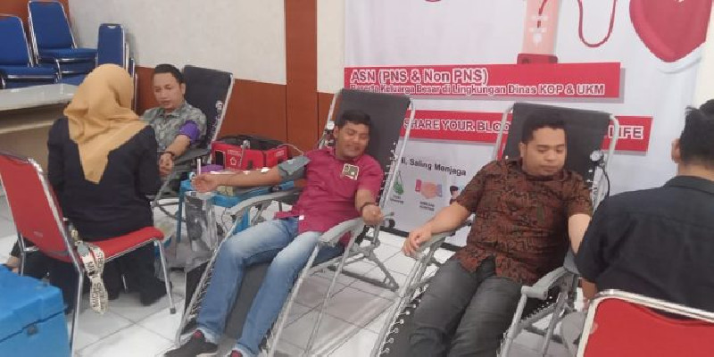 25 Kantong Darah Didonorkan ASN Diskop dan UKM Aceh
