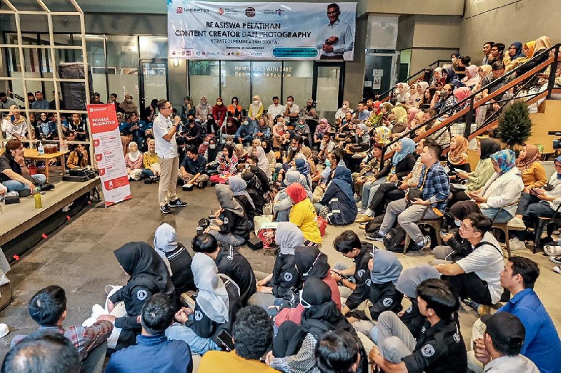 Sandiaga Uno Dorong Content Creator di Bandung Turut Promosikan Sektor Parekraf