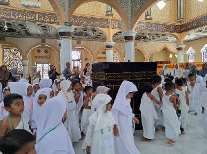 Hadirkan 5 Kloter, Anak-anak RA Alquran dan RA Perwanida Peragakan Manasik Haji