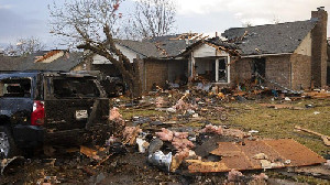 Usai Tornado Hantam Texas, Kini Ancaman Cuaca Ekstrem Bergerak ke Timur AS