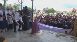 Kajari Aceh Singkil: Terbukti Ikhtilat, Pasangan Bukan Mahram Dieksekusi Cambuk