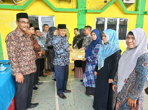 76 Pegawai Non PNS Kemenag Aceh Timur Terima SK PPNPN