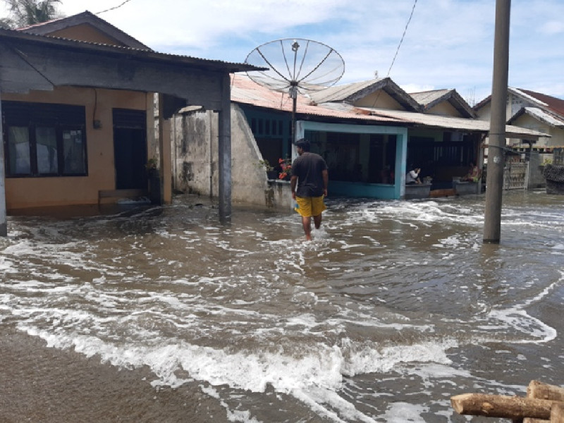 BMKG Keluarkan Peringatan Potensi Banjir  Rob di Aceh Mulai 19 hingga 29 Januari Mendatang