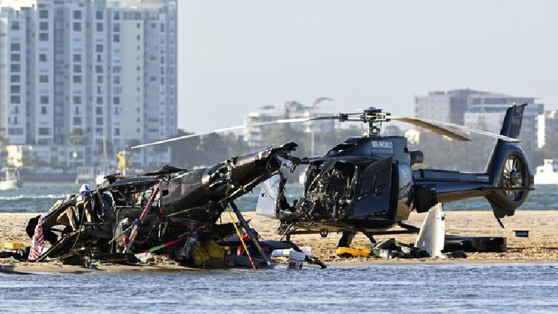 Dua Helikopter Tabrakan di Pantai Aussie, Empat Orang Tewas