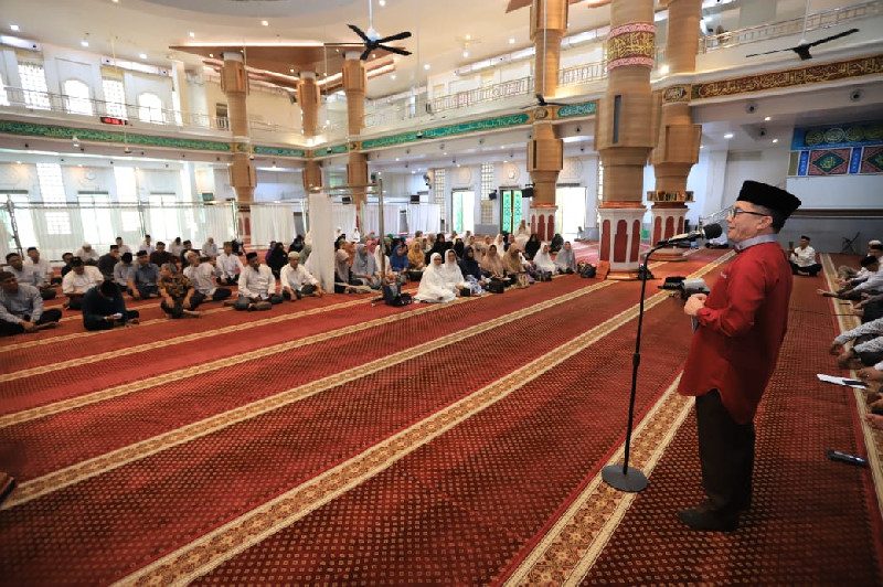 Buka Manasik Haji, Bakri Siddiq Berikan Sejumlah Pesan Kepada JCH Banda Aceh