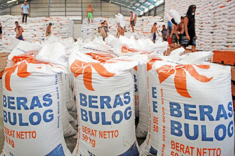 Redam Kenaikan Harga, BULOG Aceh Gelontorkan 1.553 Ton Beras untuk Operasi Pasar
