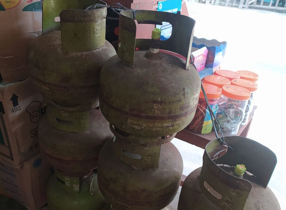Mulai Langka, Pedagang di Banda Aceh Jual Gas Elpiji 3 Kg Rp 37 Ribu