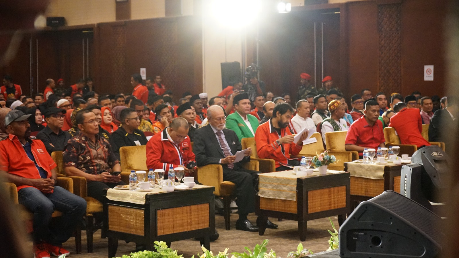 Wali Nanggroe Resmi Tutup Mubes Ke III Partai Aceh, Begini Respon Pon Yaya
