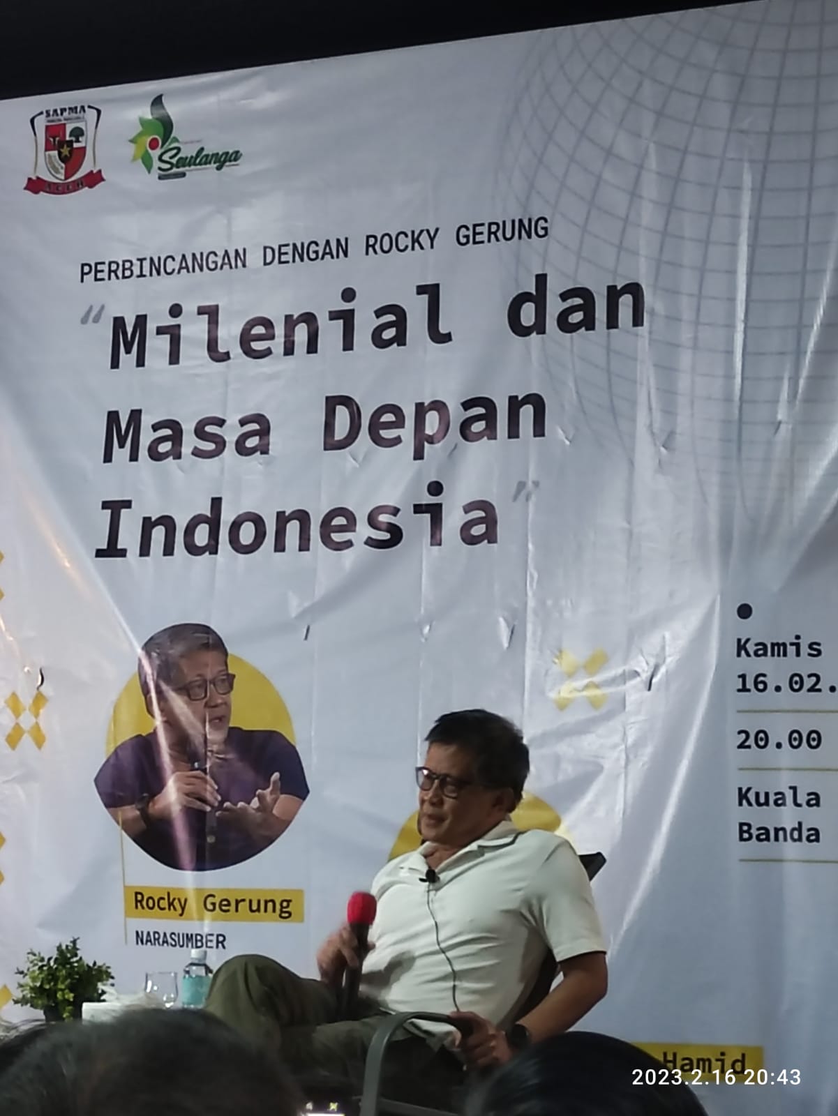 Safari Ke Aceh, Rocky Gerung Sampaikan Tantangan Pemerintah Bagi Masa Depan Millenial Aceh