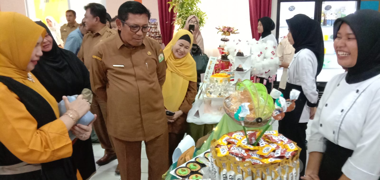 Nikmati Sajian Ala Restoran, Kadisdik Aceh Puji Pencapaian Siswa SMKN 3 Banda Aceh