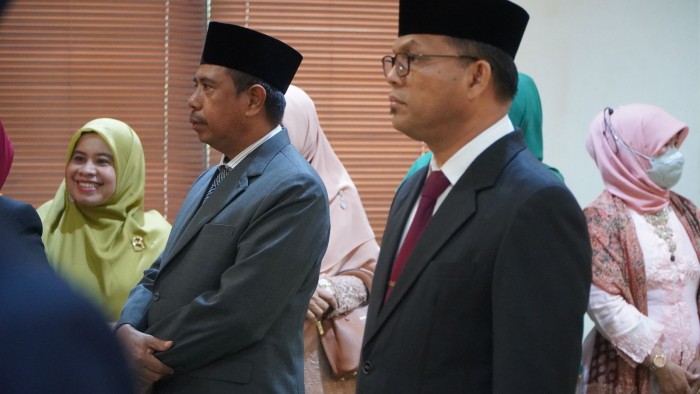 Mantan Kakanwil Kemenag Aceh Dr H Iqbal Dilantik Sebagai Karo AUPK UIN Ar-Raniry