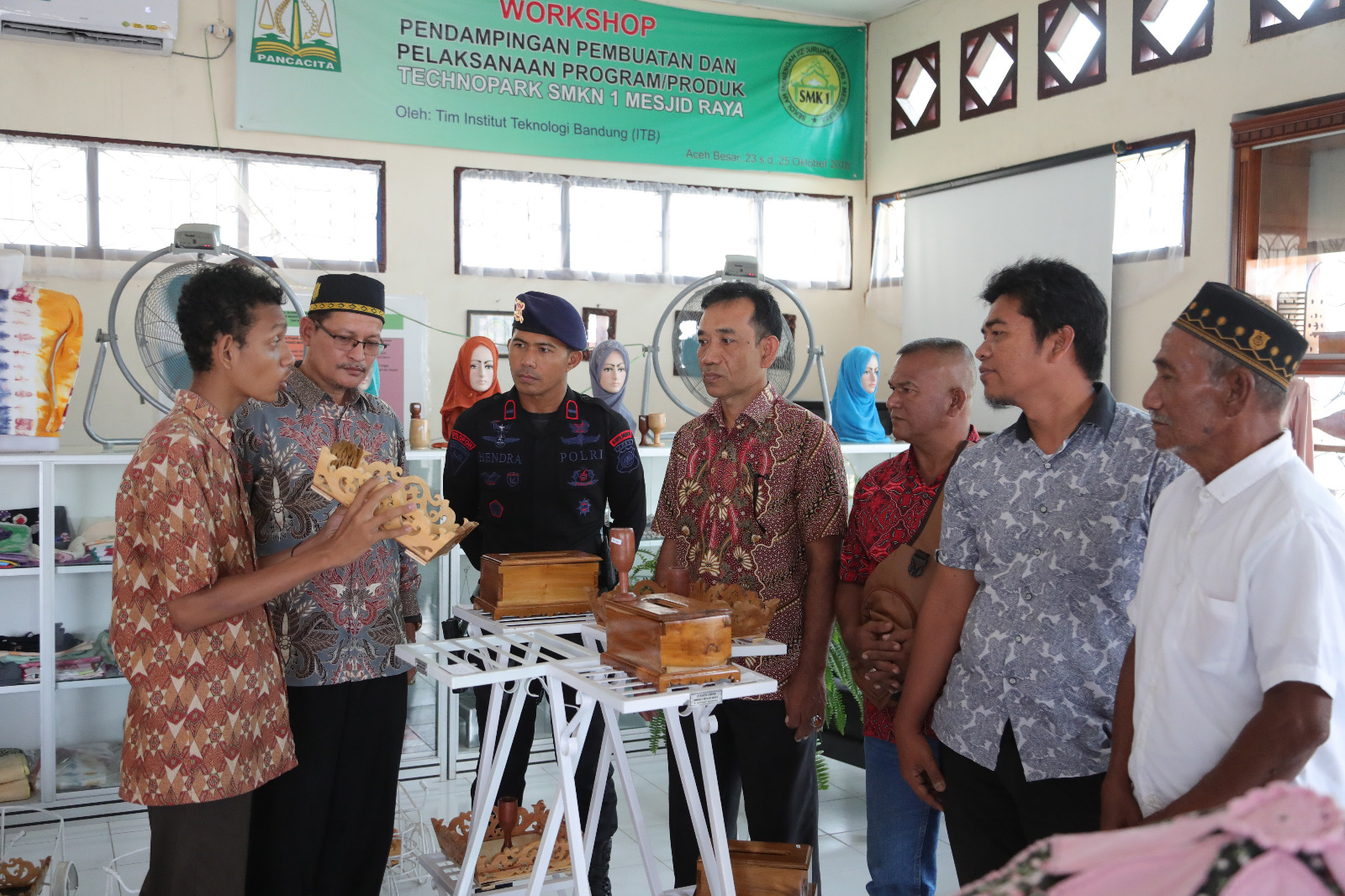 SMKN 1 Mesjid Raya Aceh Besar Gelar Pentas Seni dan Festival Toet Apam
