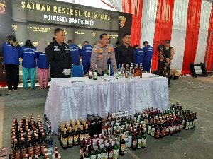 Operasi Jelang Ramadhan, Polisi Tangkap 12 Penjual Miras di Banda Aceh