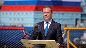 Medvedev: Jika Jerman Tangkap Putin, Itu Deklarasi Perang pada Rusia