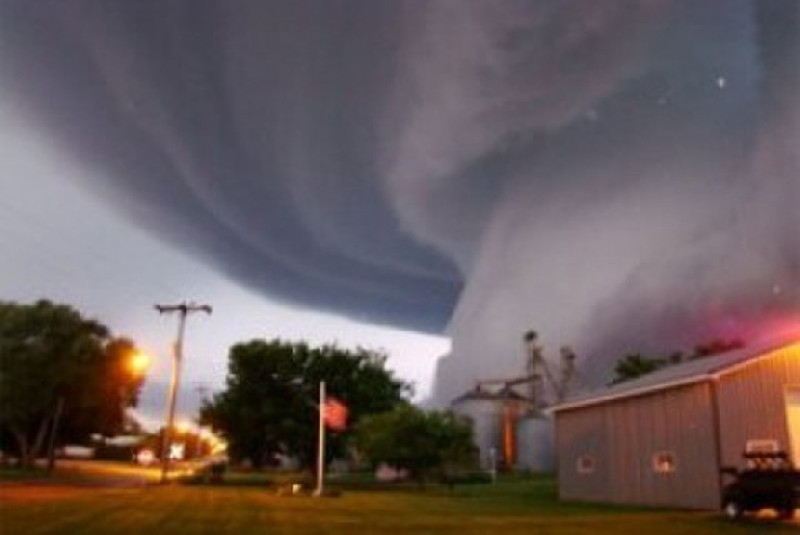 Usai Badai Tornado Tewaskan 26 Orang, AS Umumkan Keadaan Darurat