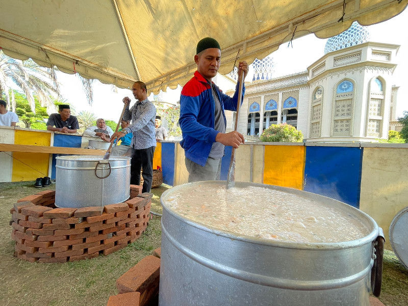 Bubur Kanji Rumbi Kuliner Favorit Saat Ramadan, Dibagikan Gratis di Lhokseumawe