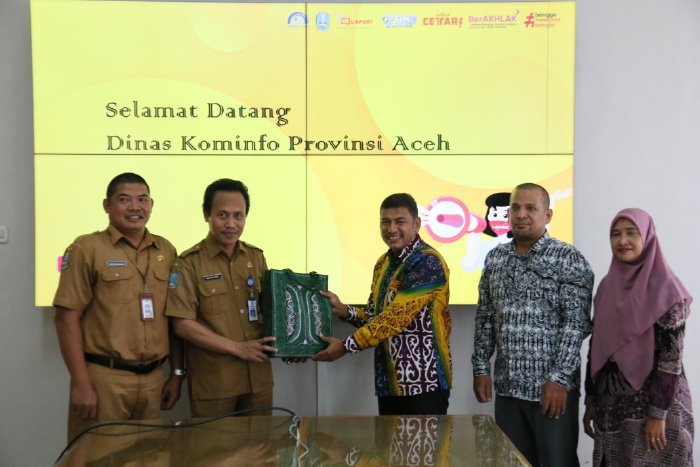 Diskominsa Aceh Kunjungi Diskominfo Jatim Bahas Pengelolaan Opini Publik dan SP4N LAPOR