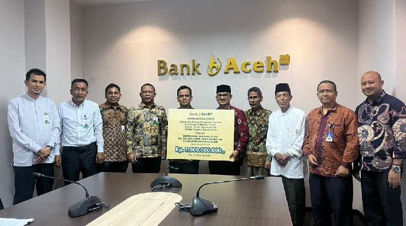 Bank Aceh Syariah Salurkan Zakat Penghasilan Karyawan Rp1 Miliar ke BMA