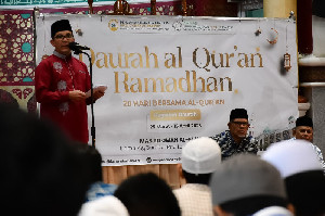 Tutup Daurah Alquran Ramadan Masjid Oman, Ini Pesan Bakri Siddiq