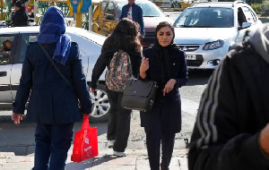 Iran Berencana Gunakan Kamera di Ruang Publik, Identifikasi Perempuan Tidak Berhijab