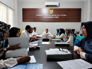 Berkas Delapan Parpol Diverifikasi Kesbangpol Banda Aceh untuk Bantuan Keuangan Tahun 2023