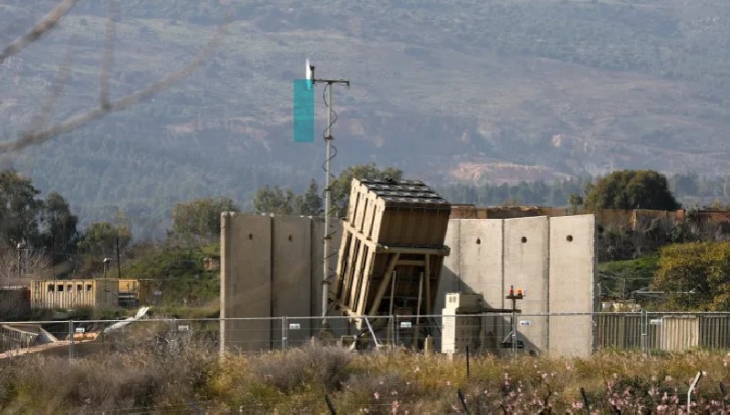 Israel Sebut 30 Roket Lebih Ditembakkan dari Lebanon selatan