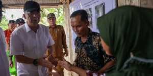 Pemerintah Aceh Bari Bantuan Sambung Listrik Gratis Bagi 219 Warga Abdya