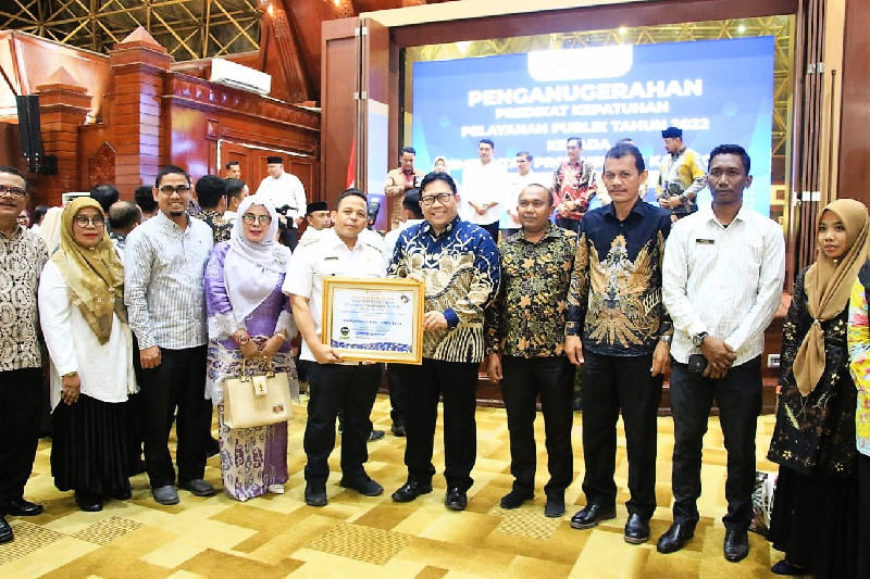 Kabupaten Pidie Jaya Raih Penghargaan Kepatuhan Standar Pelayanan Publik Tahun 2022
