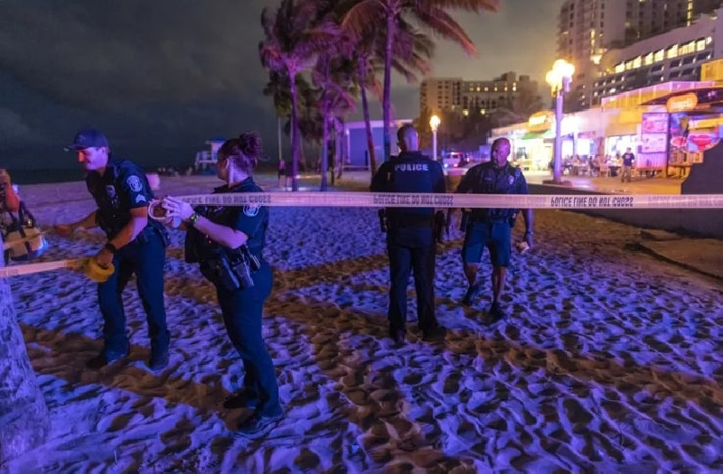 Penembakan di Pantai Florida AS, Sembilan Orang Terluka