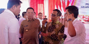 Pj Gubernur Aceh Dampingi Mahfud MD Tinjau Rumoh Geudong
