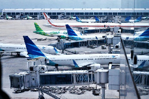 Penumpang Pesawat Mei 2023 di Bandara AP II Tertinggi Sejak Pandemi Covid-19