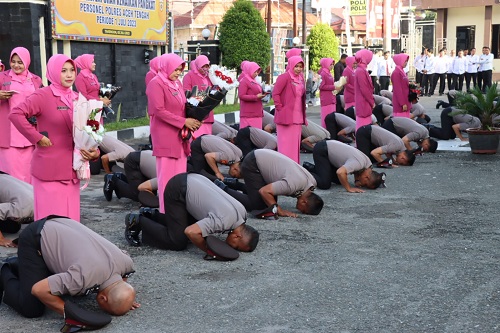 39 Personil Polres Aceh Tengah Sujud Syukur Naik Pangkat