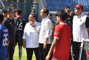 Jokowi Apresiasi PSSI Seleksi Timnas Sepak Bola U-17