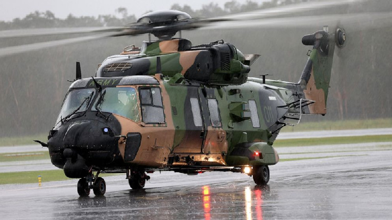 Helikopter Tentara Australia Jatuh, 4 Awak Pesawat Hilang