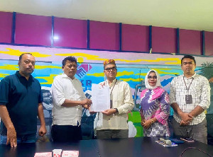 KKR Aceh Serahkan Draft Pergub Pelaksanaan Rekomendasi Reparasi Untuk Korban Pelanggaran HAM