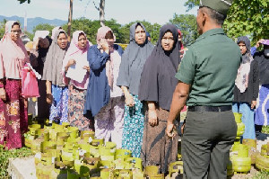 Hari Pertama Operasi Pasar Gas Melon di Tiga Kecamatan Aceh Besar Berjalan Tertib