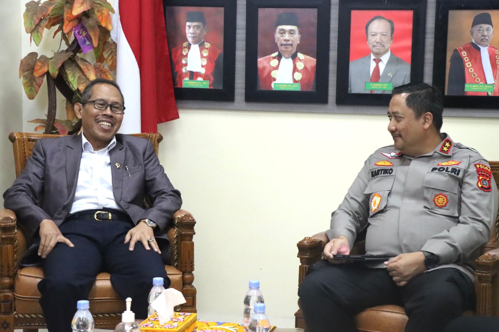 Kapolda Aceh Sambangi Ketua Pengadilan Tinggi Banda Aceh